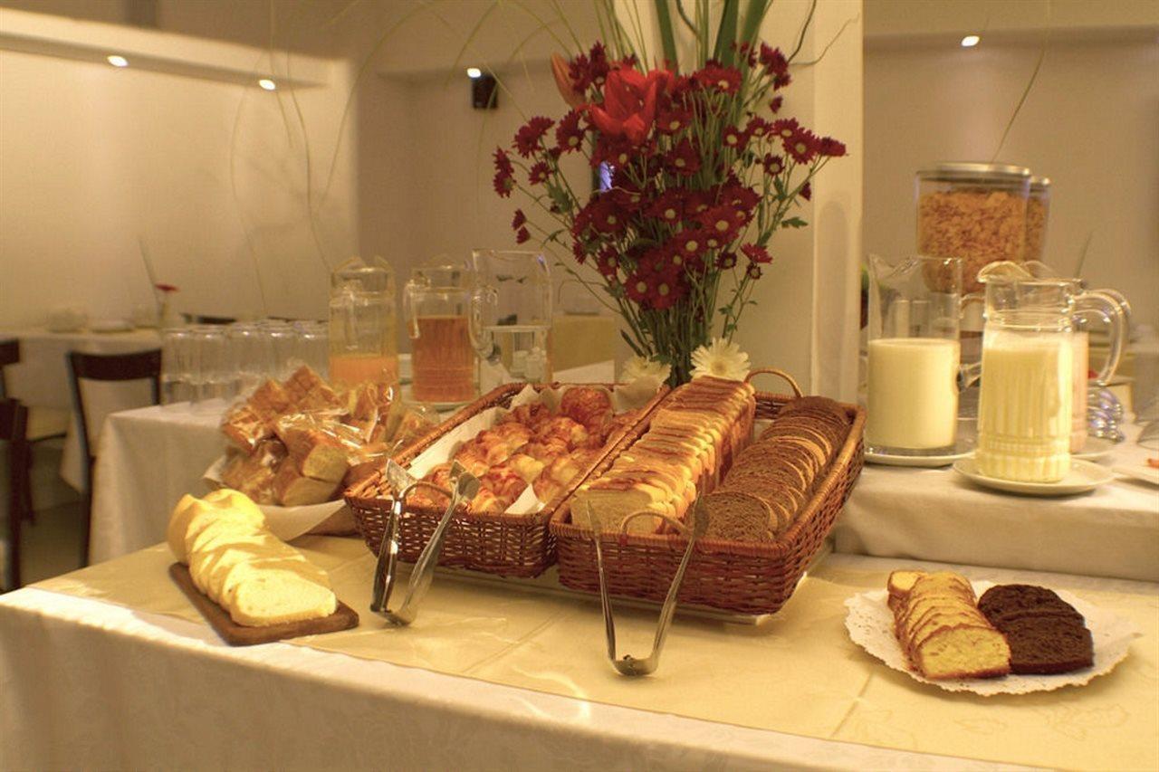 Ker Urquiza Hotel Buenos Aires Kültér fotó